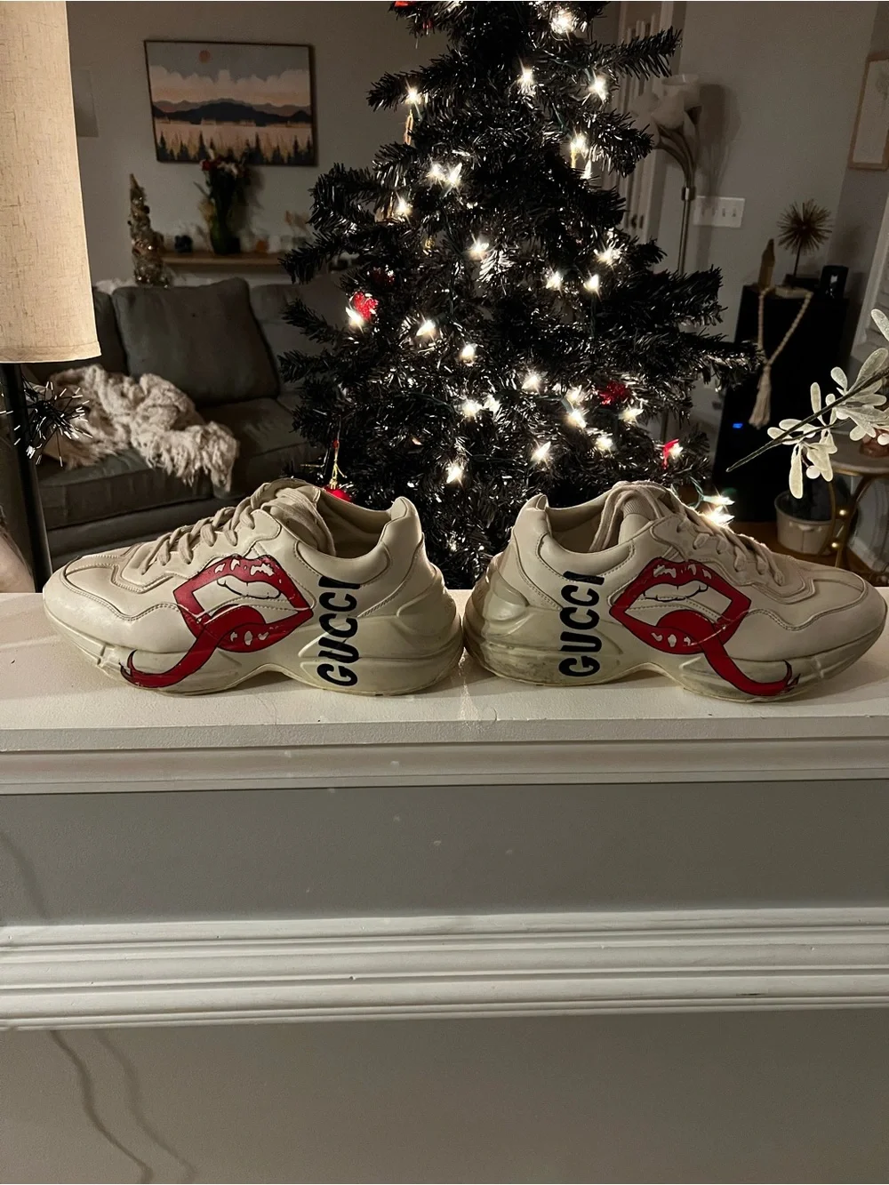 Gucci Cream Sneakers with Red Lip Graphic